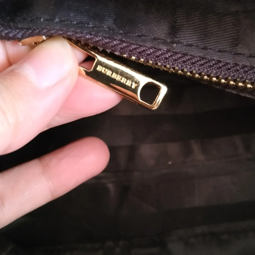 Burberry Leather Cross Body Bag - Picture 9 of 16